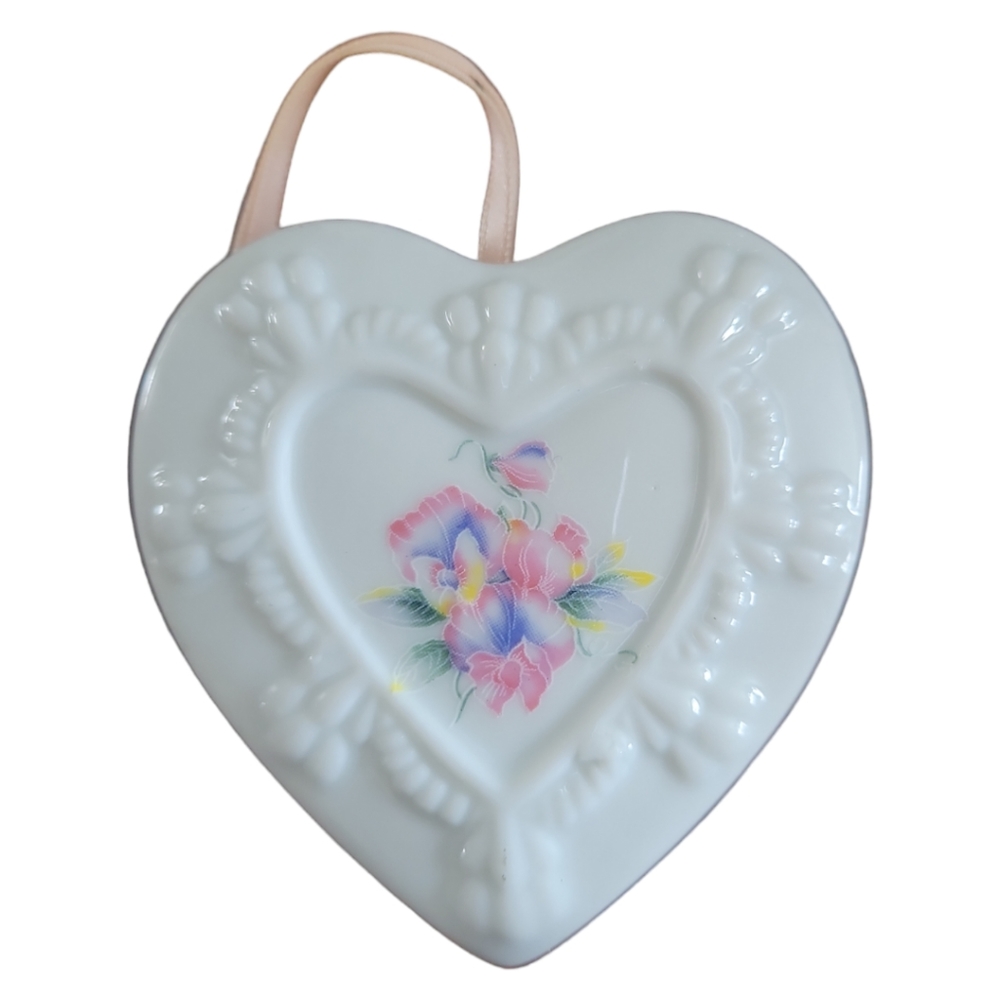 Vtg Heart Potpourri Porcelain Ornament Pink Flowers & Ribbon Hanger
